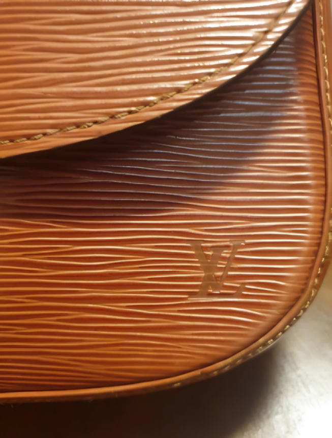 Louis Vuitton Saint Cloud Shoulder Bag - Epi Leather (Vintage Archive)